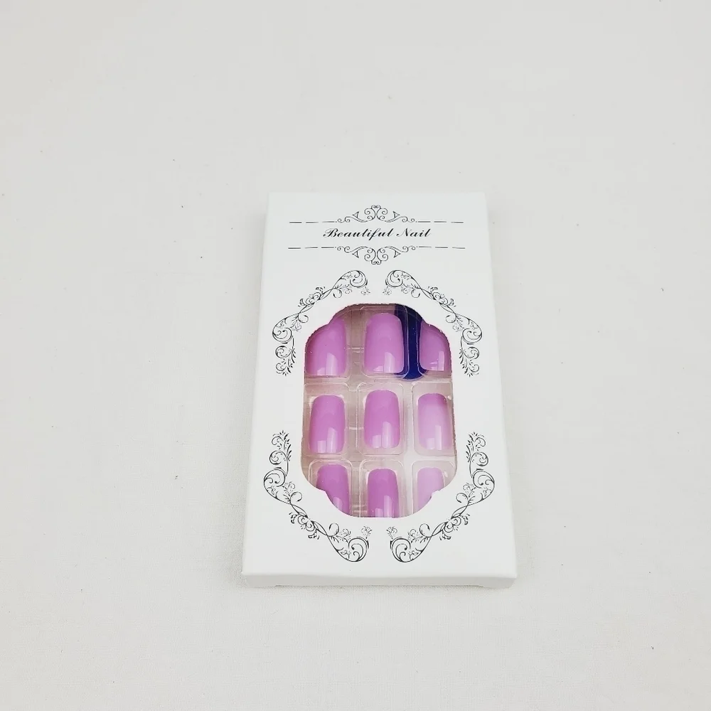 24 Pieces Fake Press On Nails